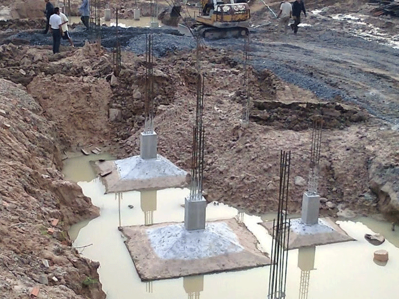 Đào móng nhà tại Hoài Đức 2 Đào móng nhà