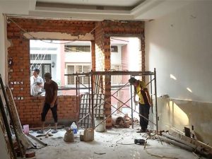 Sửa chữa nhà cũ, ốp lát