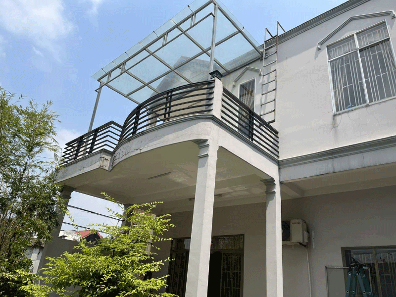 Sửa chữa nhà cũ, ốp lát