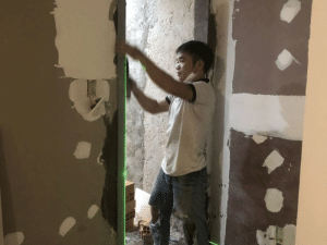 Sửa chữa nhà cũ, ốp lát