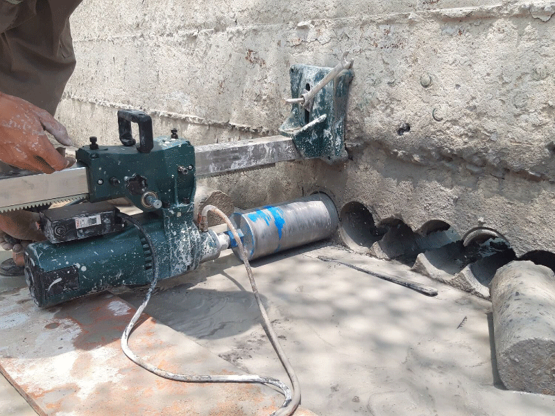 Khoan cắt bê tông