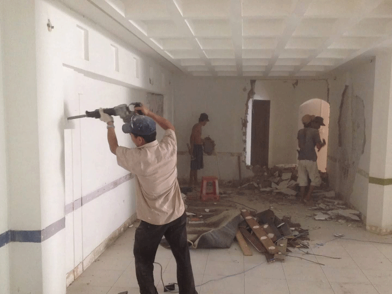 Sửa chữa nhà cũ, ốp lát