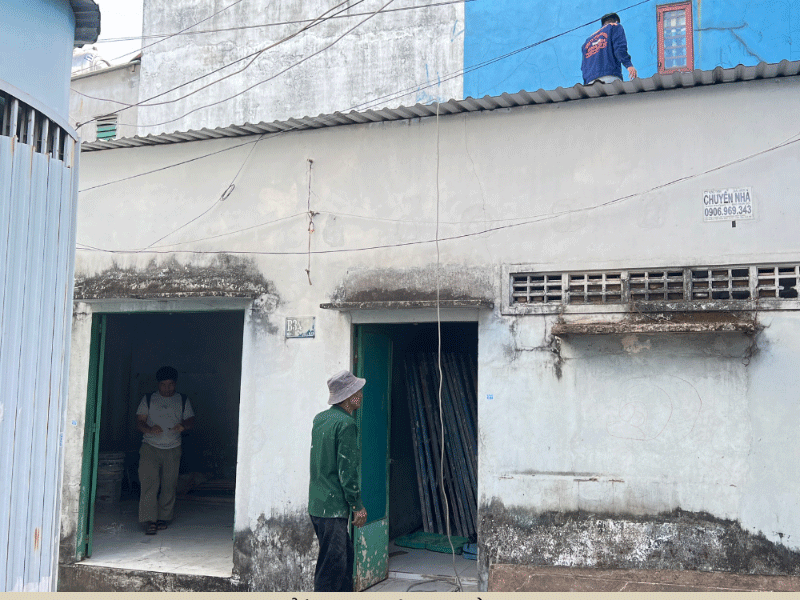 Sửa chữa nhà cũ, ốp lát